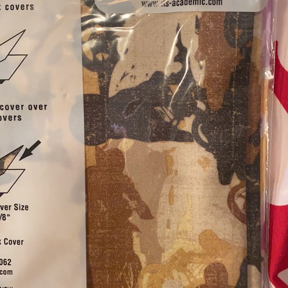 NWT It’s Academic One Size Fits All! Book Cover mc - Picture 6 of 7